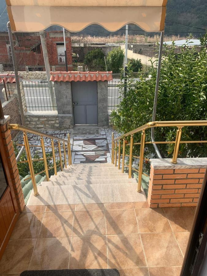 Vila Demaj! Free Parking Μπεράτ Εξωτερικό φωτογραφία