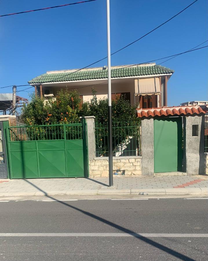 Vila Demaj! Free Parking Μπεράτ Εξωτερικό φωτογραφία